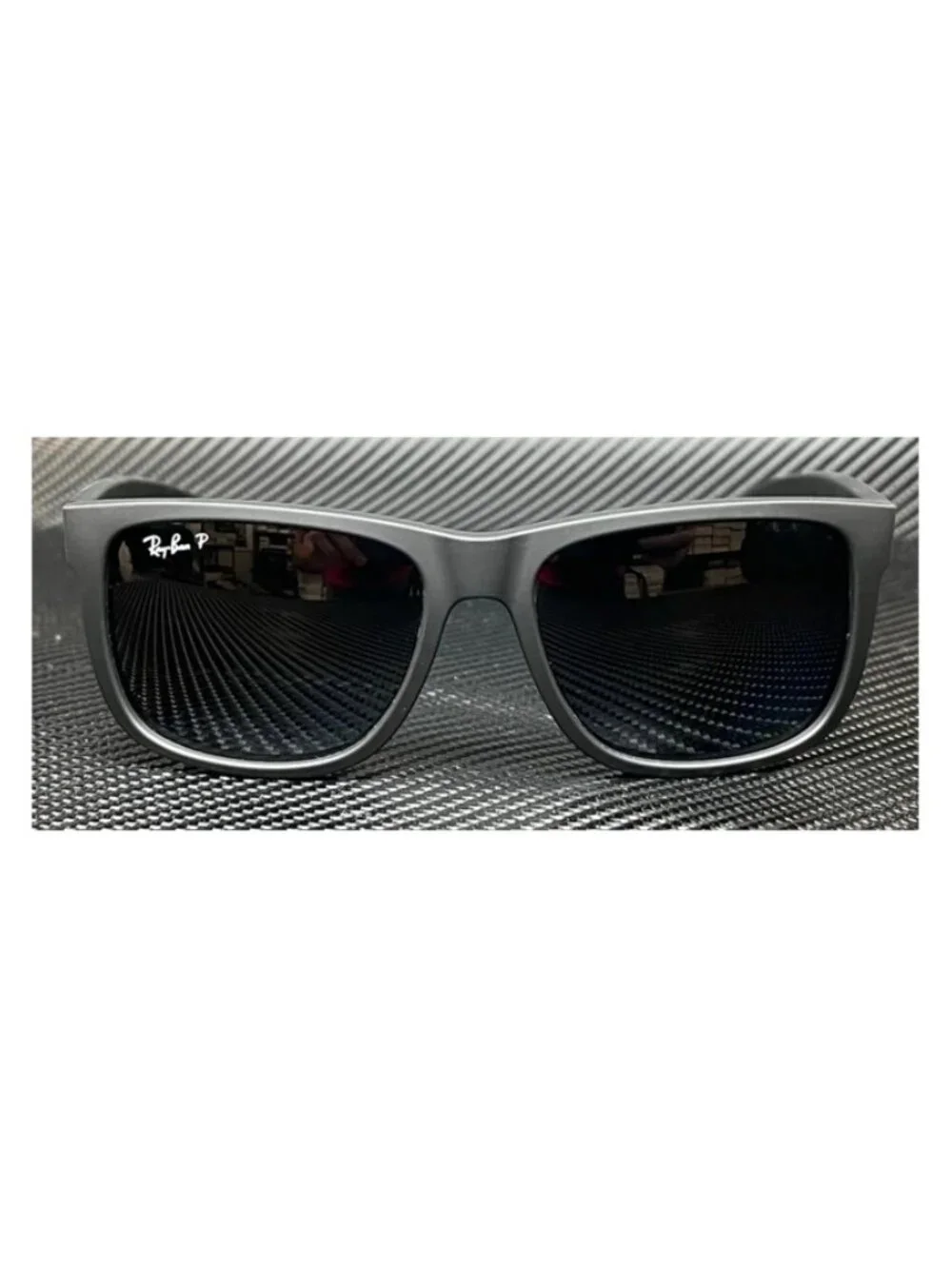 New Ray-Ban Men  Sunglasses --